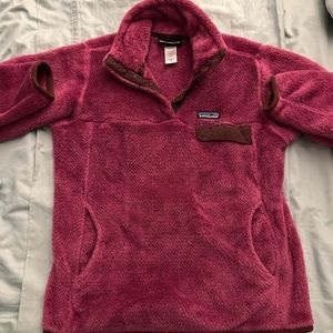 Patagonia Snap Pullover. Magenta color size Medium
